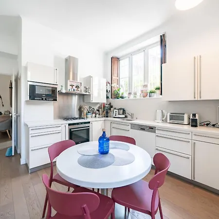 Apartment Cozystay 1816 Chic Getaway With Pool Californie